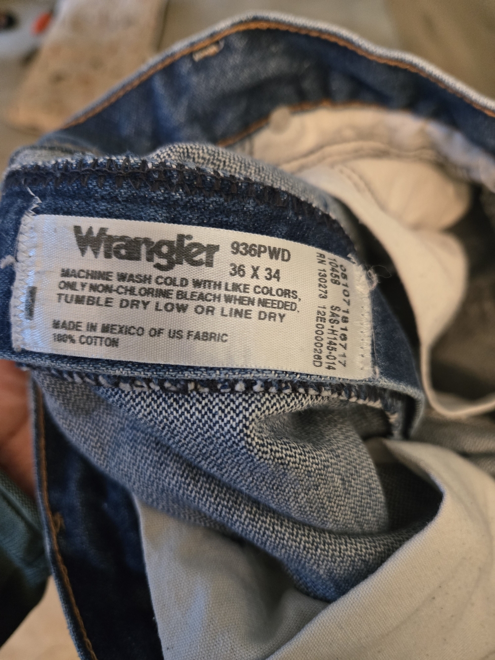 Wrangler Men' 936 Straight-Leg Indigo Denim Jeans - Picture 7 of 12
